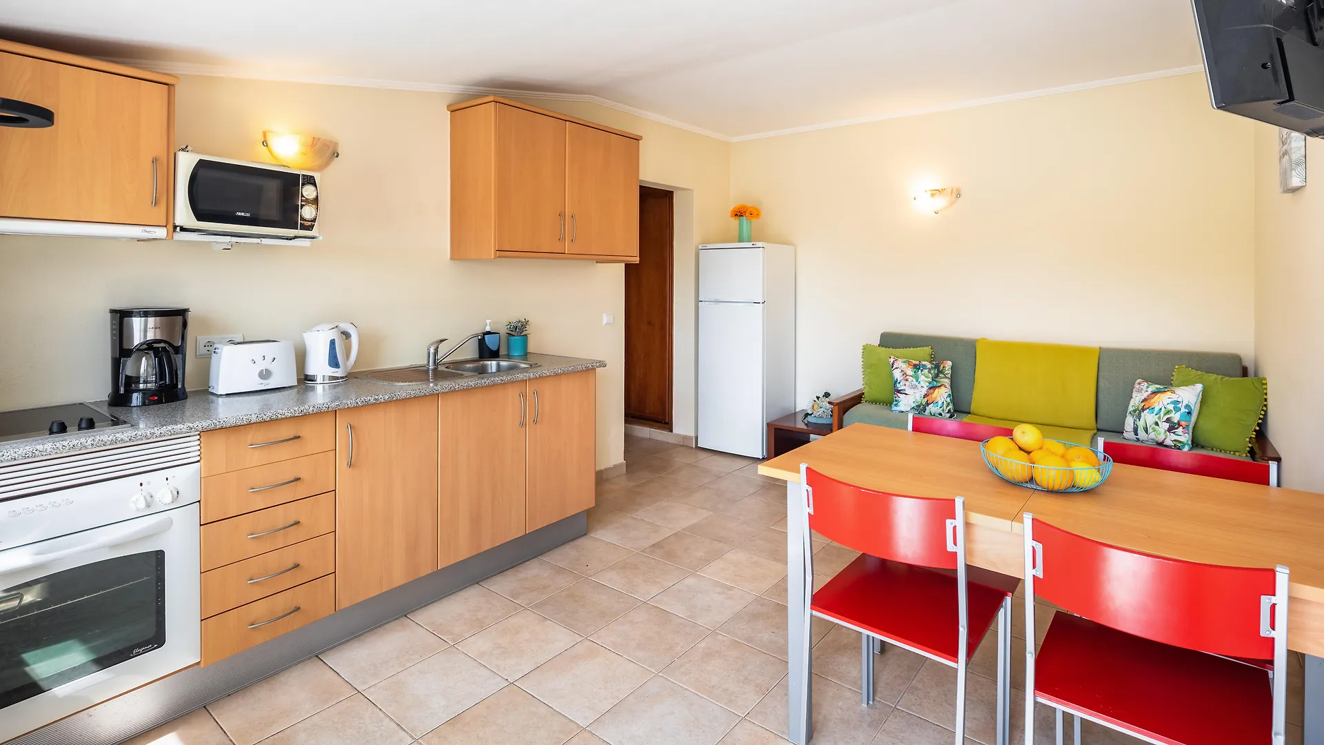 Apartamentos Flor Da Laranja, Albufeira By Algarveblossom Portugal