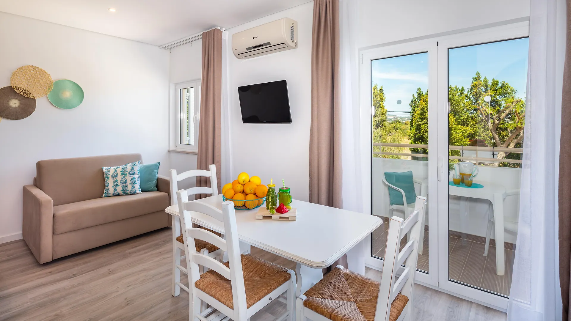 Apartamentos Flor Da Laranja, Albufeira By Algarveblossom